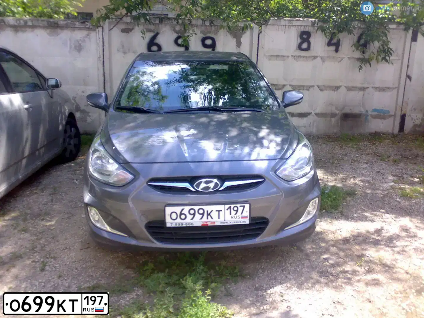 Фото автомобиля HYUNDAI SOLARIS, 2011 — госномер А513СХ01. Цвет: ЧЕРНО-СЕРЫЙ