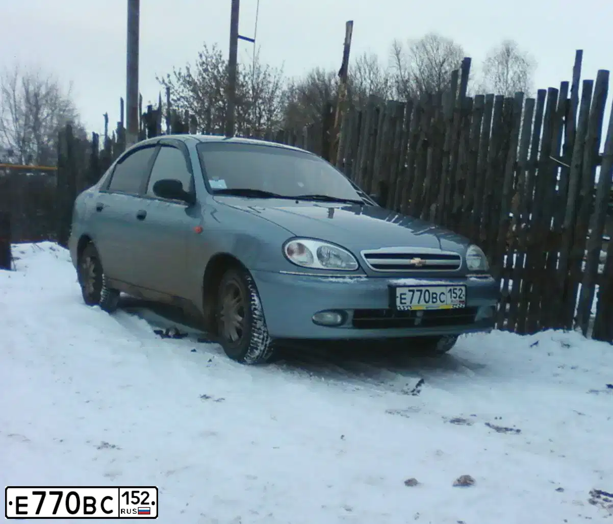 Фото автомобиля ZAZ Z LANOS, 2006 — госномер С946УС33. Цвет: СЕРЕБРИСТЫЙ