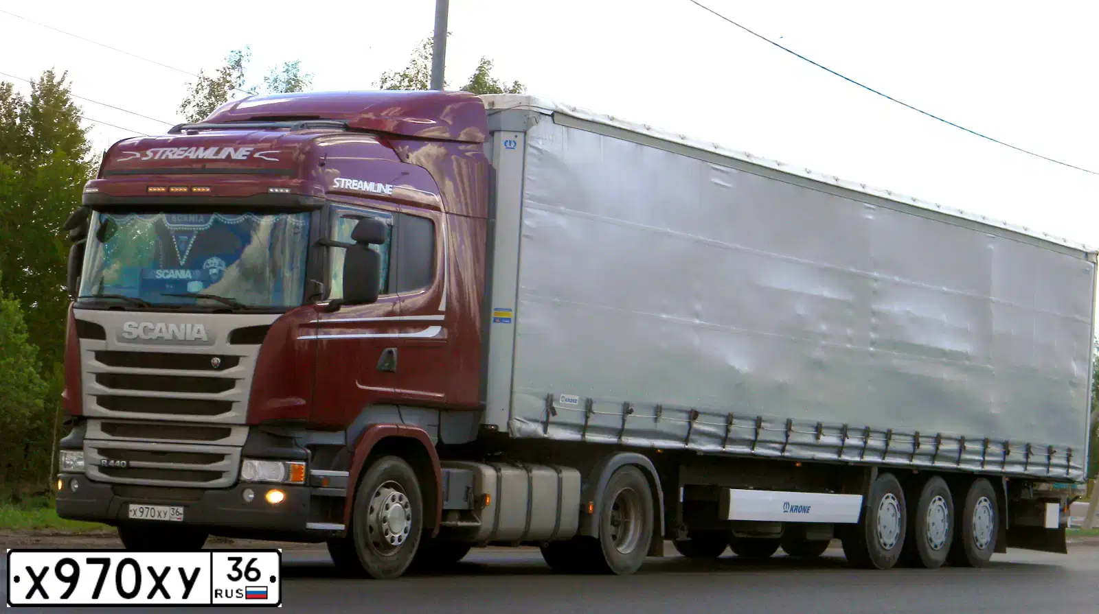 Фото автомобиля SCANIA SERIE R /4X2/, 2014 — госномер Р866МХ58. Цвет: КРАСНЫЙ