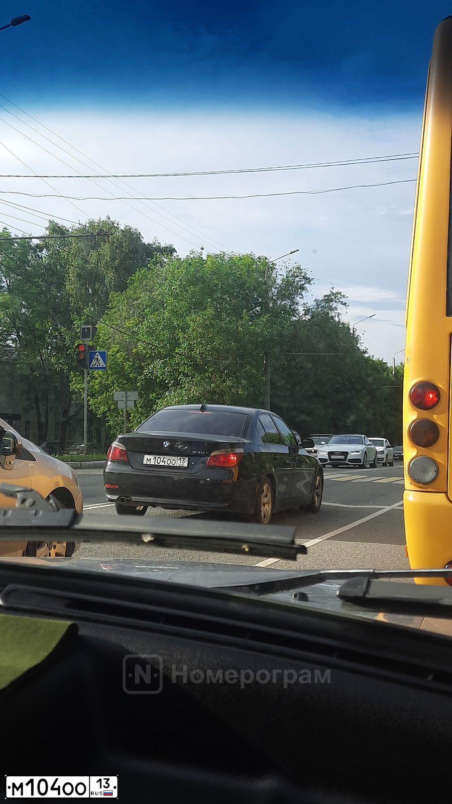 Фото автомобиля BMW 530IA, 2004 — госномер Р652ТН126. Цвет: ЧЕРНЫЙ
