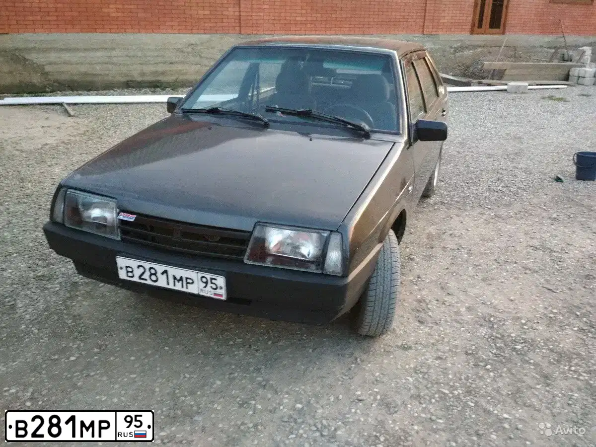 Фото автомобиля LADA 2109 SAMARA, 2001 — госномер В281МР95. Цвет: ГРАФИТОВЫЙ МЕТАЛЛИК