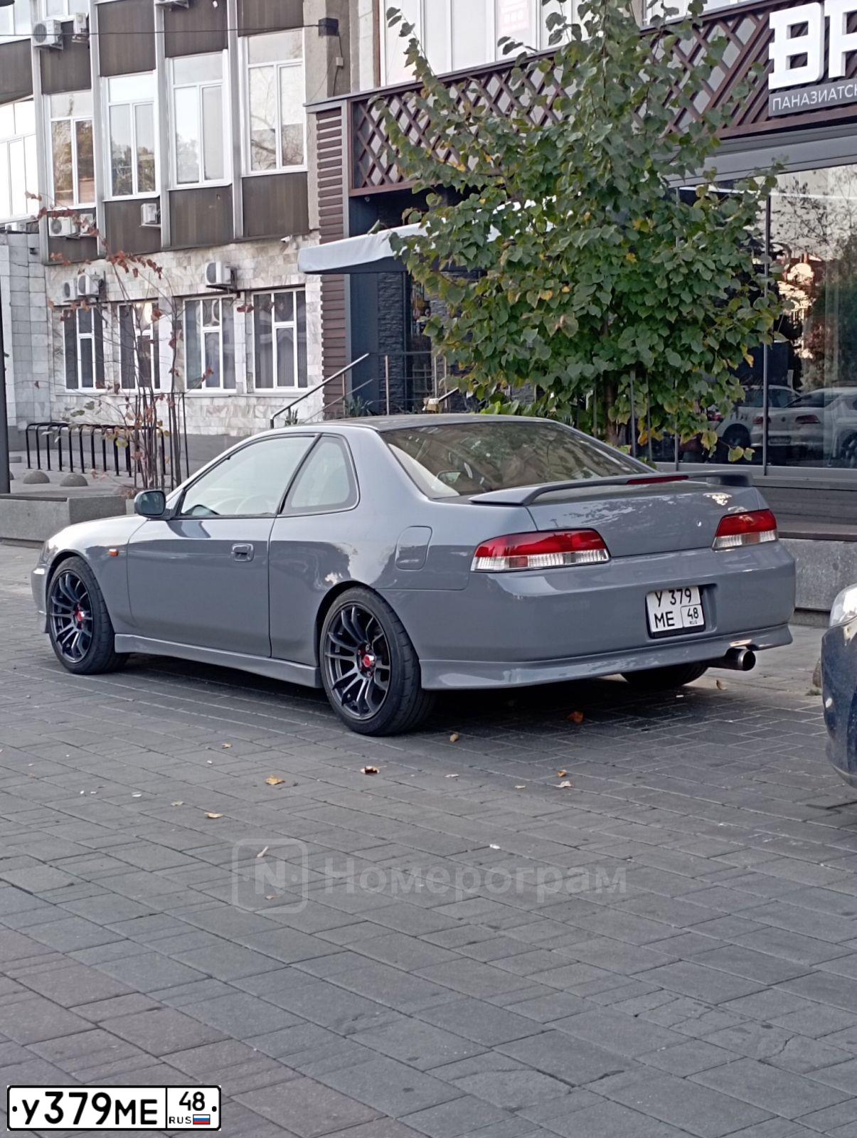 Фото автомобиля HONDA PRELUDE, 1997 — госномер Н801ТМ197. Цвет: СВЕТЛО-СЕРЫЙ