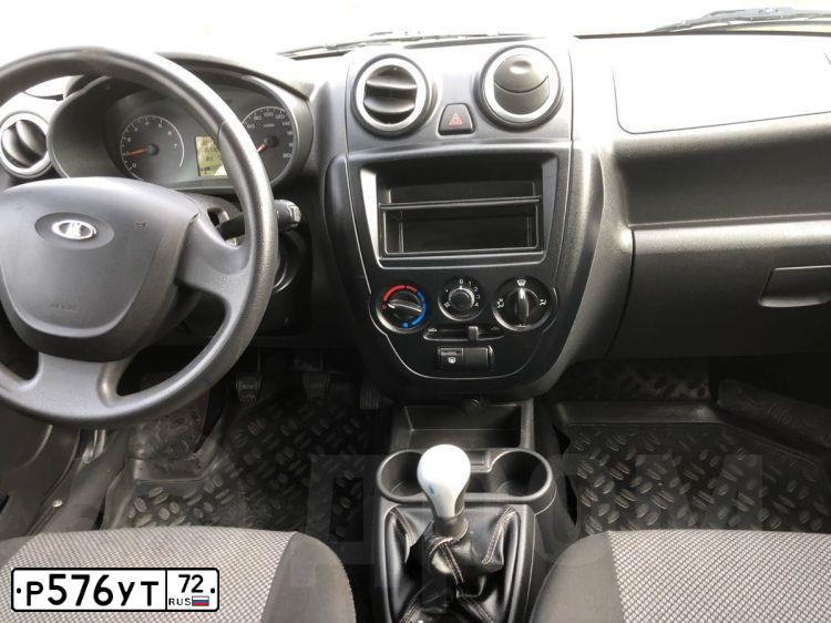 Фото автомобиля LADA 2121 NIVA, 1998 — госномер О315АХ96. Цвет: БЕЛЫЙ