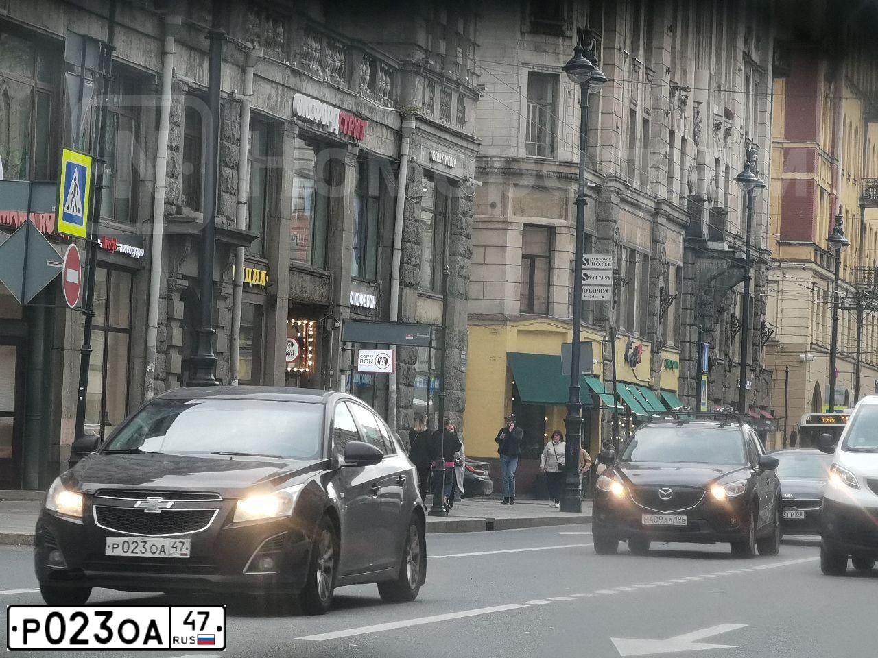 Фото автомобиля NISSAN QASHQAI, 2008 — госномер К517ОЕ67. Цвет: Темно-синий