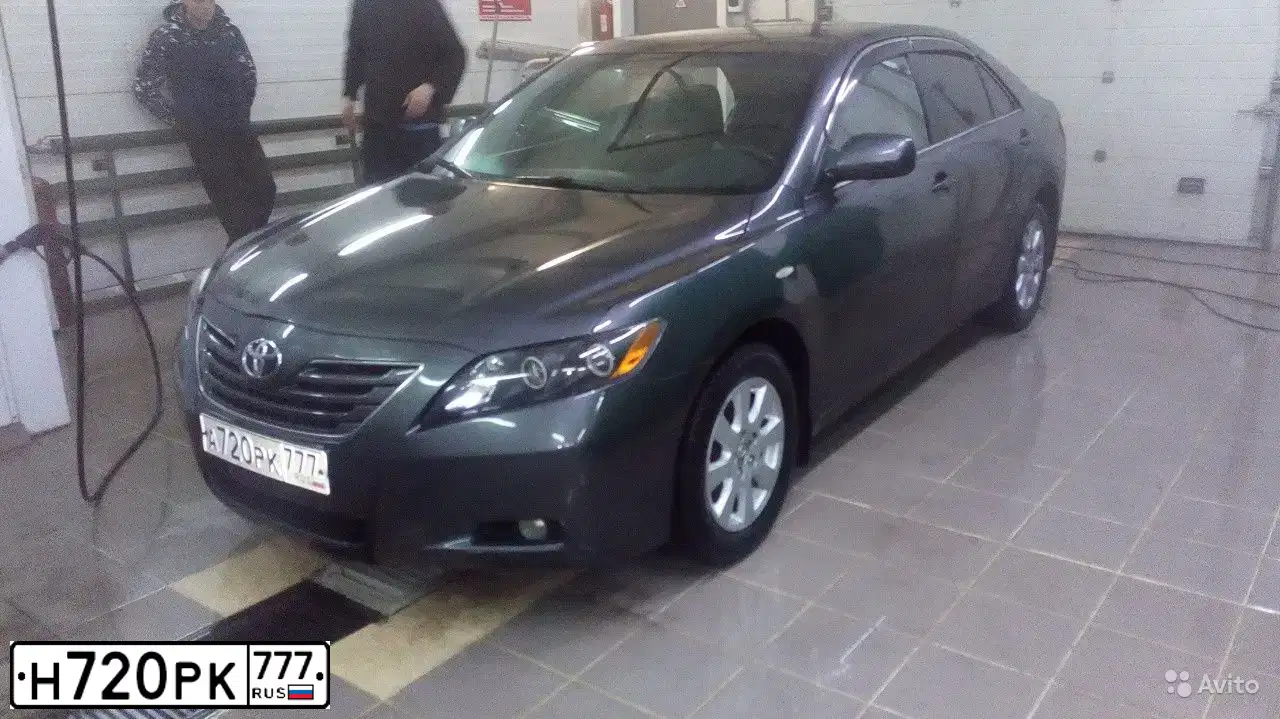 Фото автомобиля HYUNDAI SOLARIS, 2015 — госномер Н720РК777. Цвет: СЕРЫЙ ТЕМНЫЙ