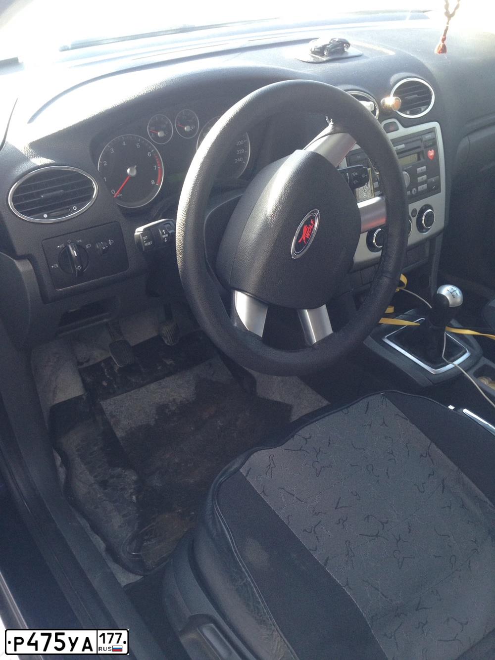 Фото автомобиля FORD FOCUS, 2007 — госномер М643УУ193. Цвет: Темно-синий