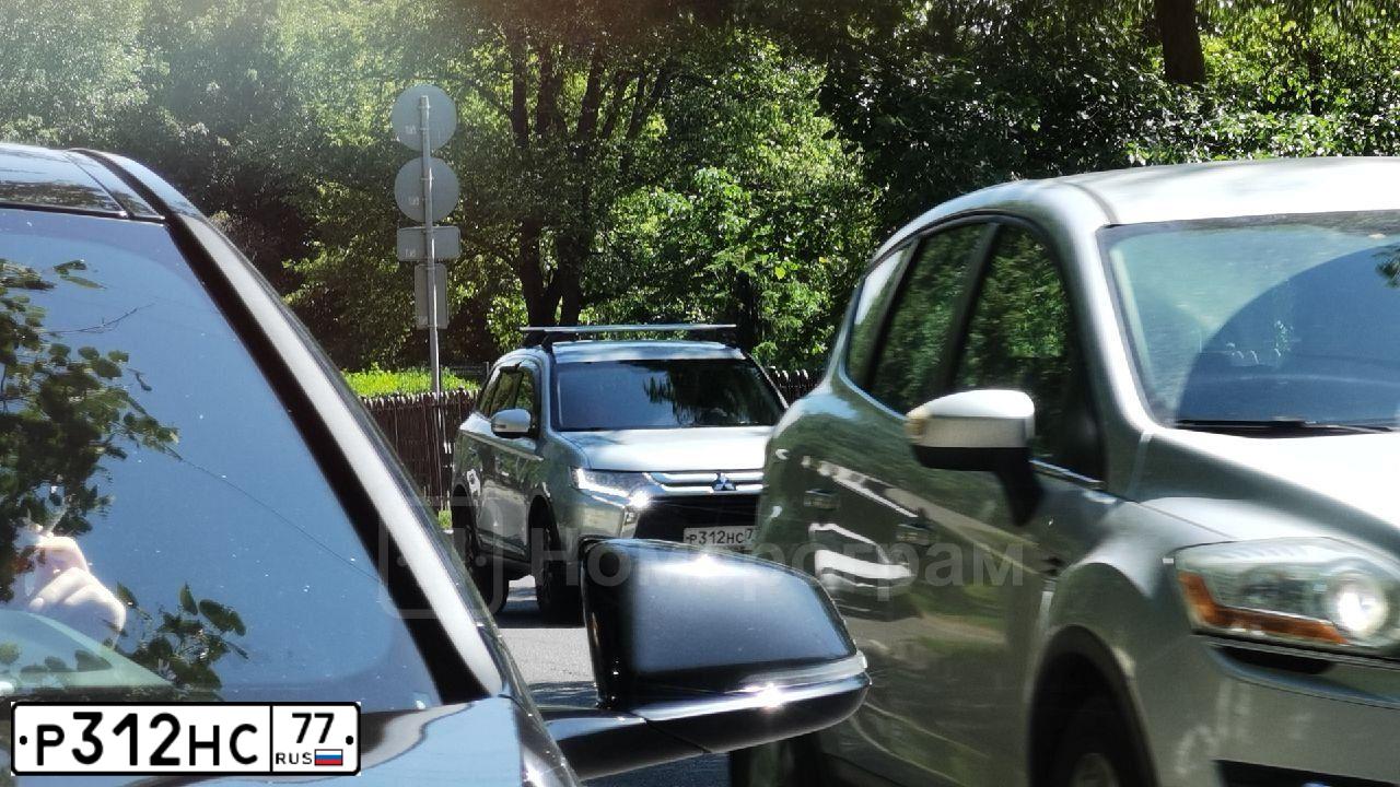 Фото автомобиля PEUGEOT T 206, 2004 — госномер К356РЕ142. Цвет: Красный