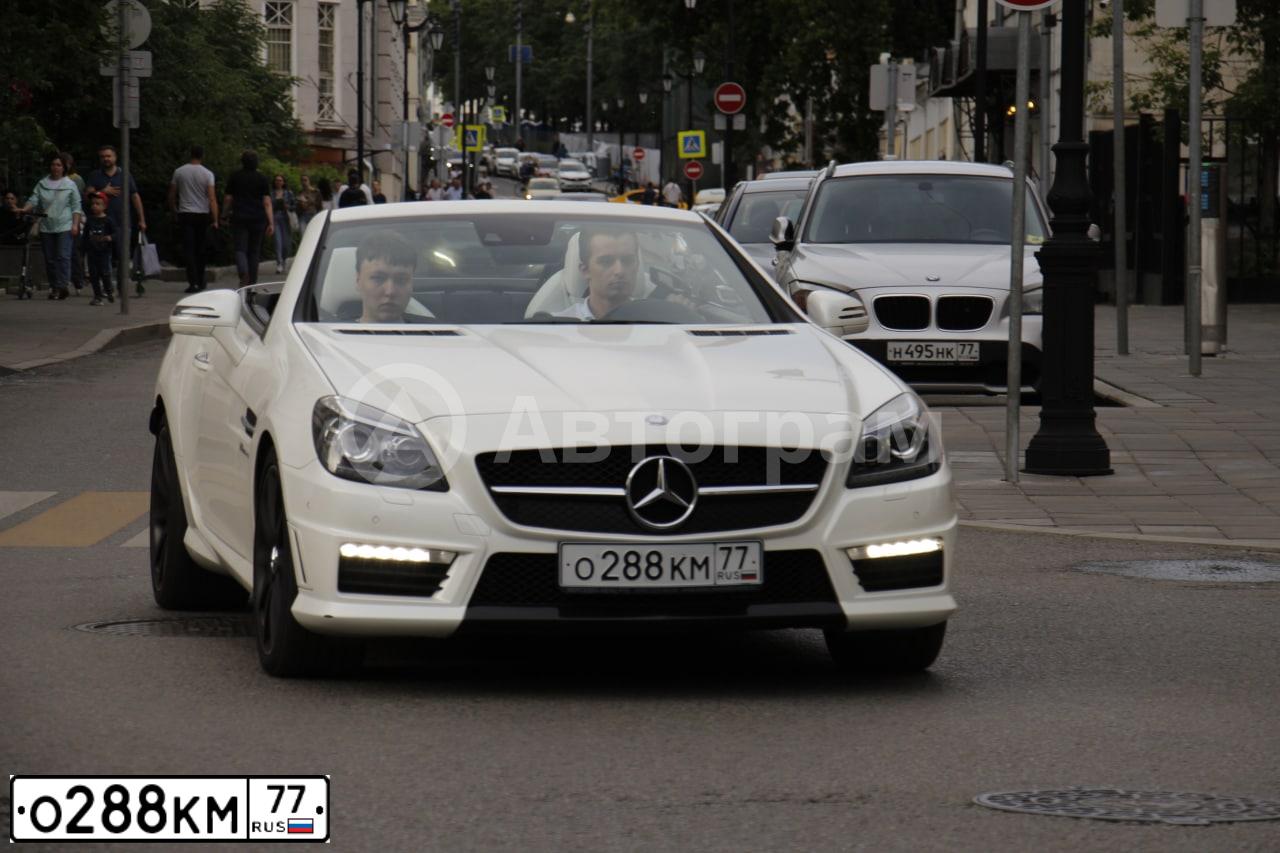 Фото автомобиля MERCEDES SLK-KLASSE, 2013 — госномер Е178МС193. Цвет: БЕЛЫЙ