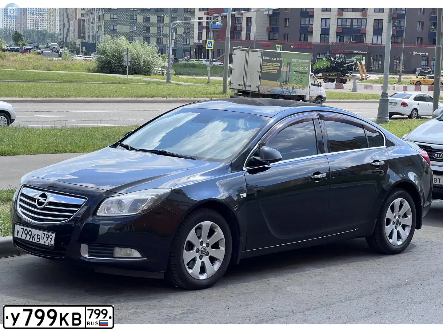 Фото автомобиля OPEL INSIGNIA, 2012. Цвет: ЧЕРНЫЙ