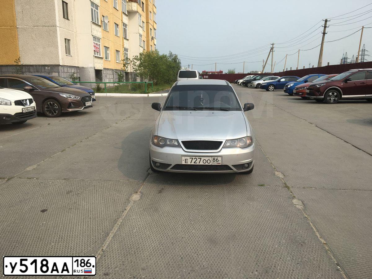 Фото автомобиля NISSAN QASHQAI, 2012 — госномер У518АА186. Цвет: БЕЛЫЙ
