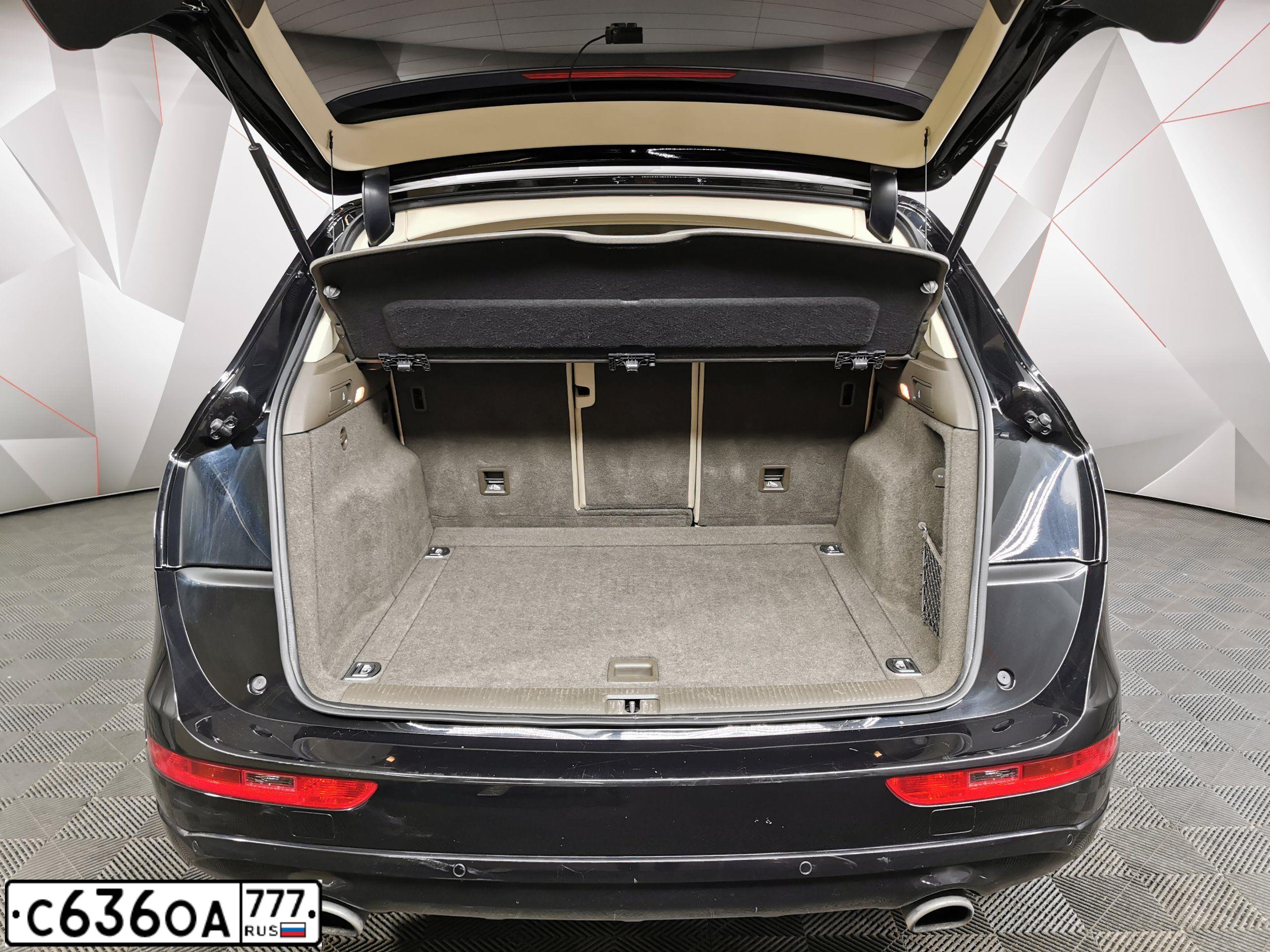 Фото автомобиля AUDI АУДИ Q5, 2015 — госномер С636ОА777. Цвет: ЧЕРНЫЙ