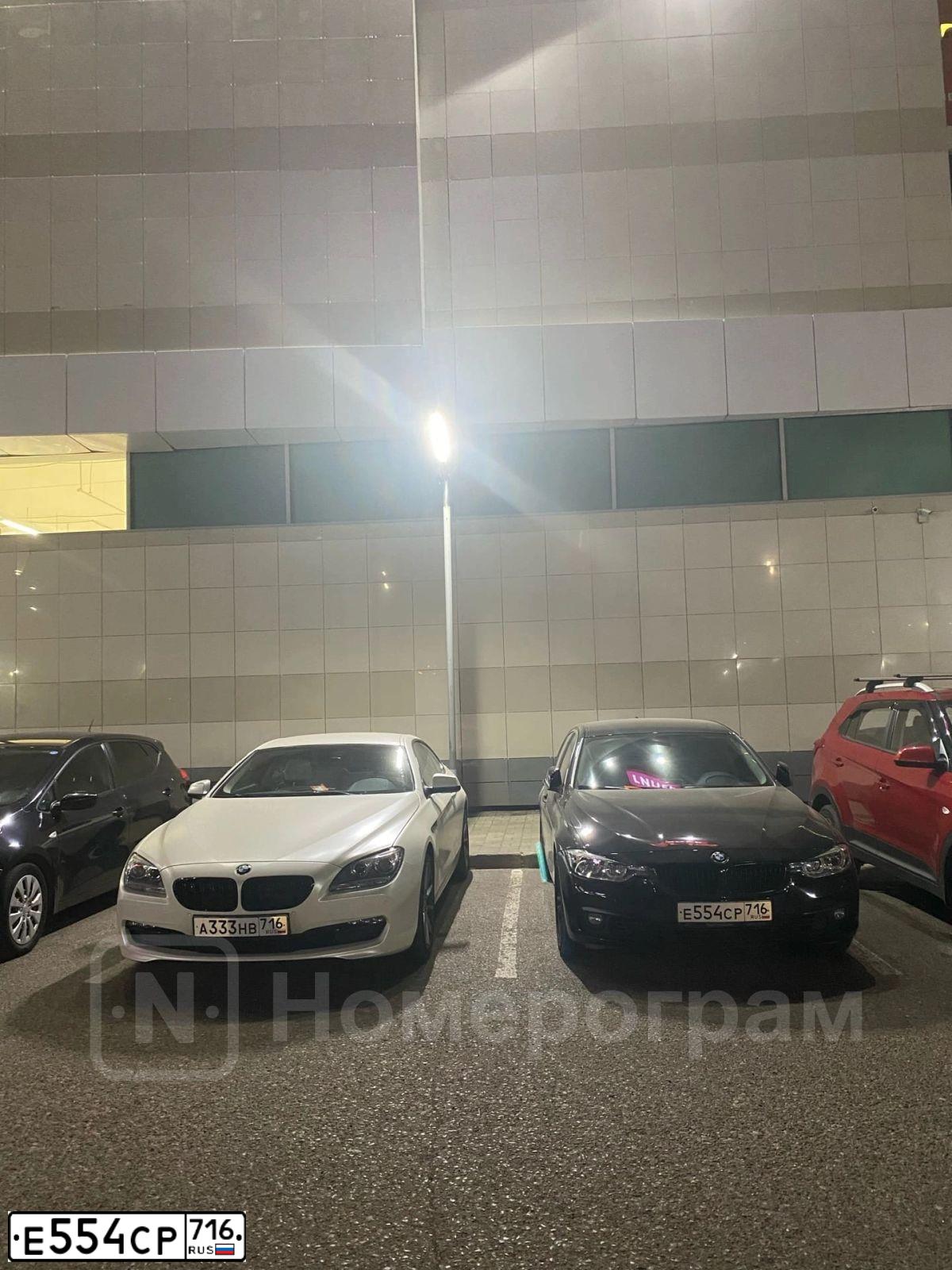 Фото автомобиля BMW SERIE 3, 2018 — госномер Е554СР716. Цвет: ЧЕРНЫЙ