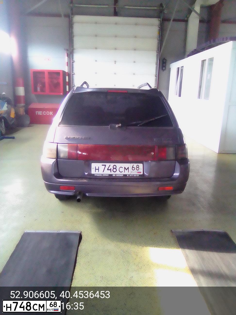 Фото автомобиля VOLKSWAGEN PASSAT, 2005 — госномер М748СМ68. Цвет: СИНИЙ
