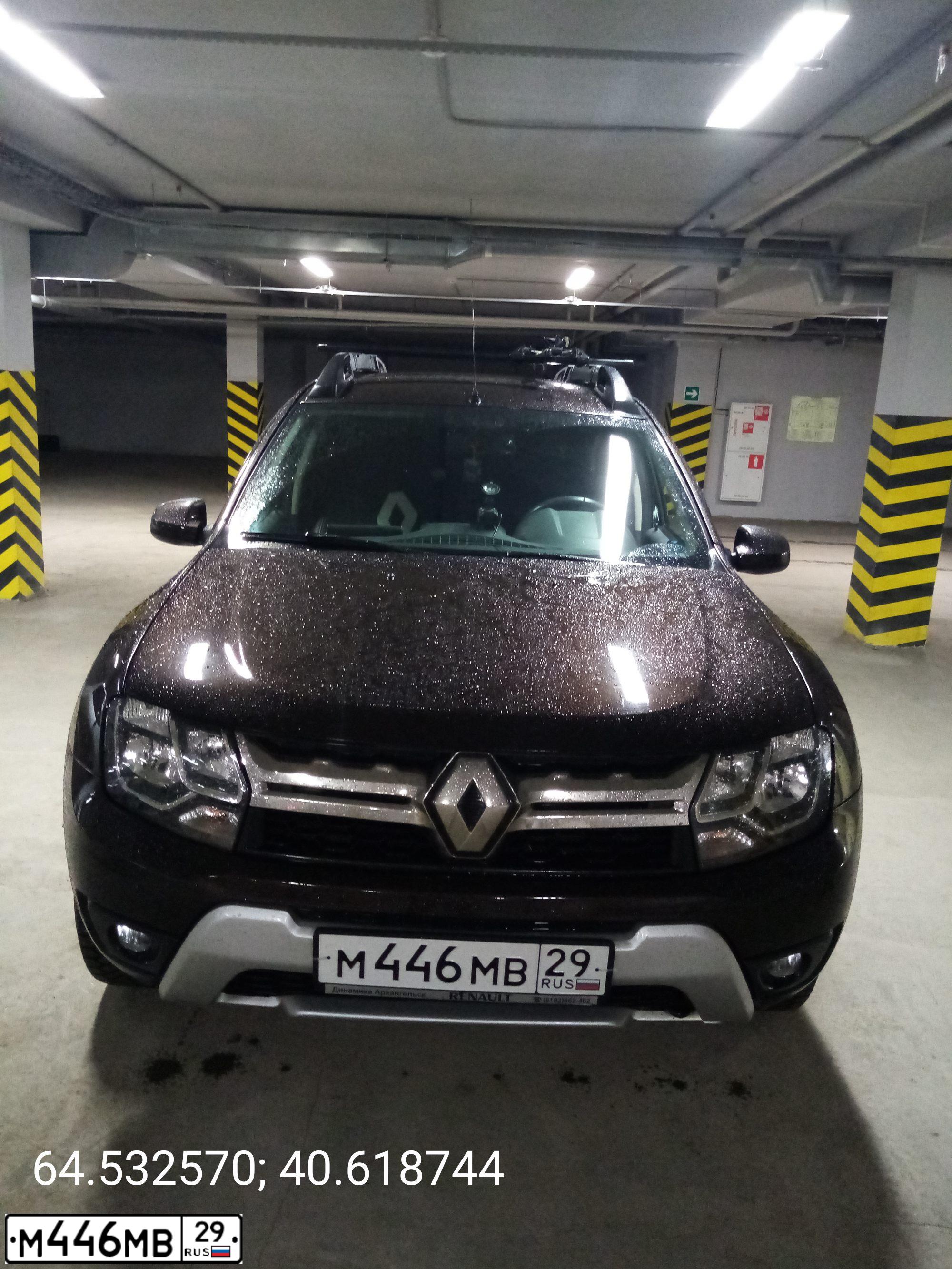 Фото автомобиля RENAULT DUSTER, 2017 — госномер М446МВ29. Цвет: ТЕМНО-КОРИЧНЕВЫЙ