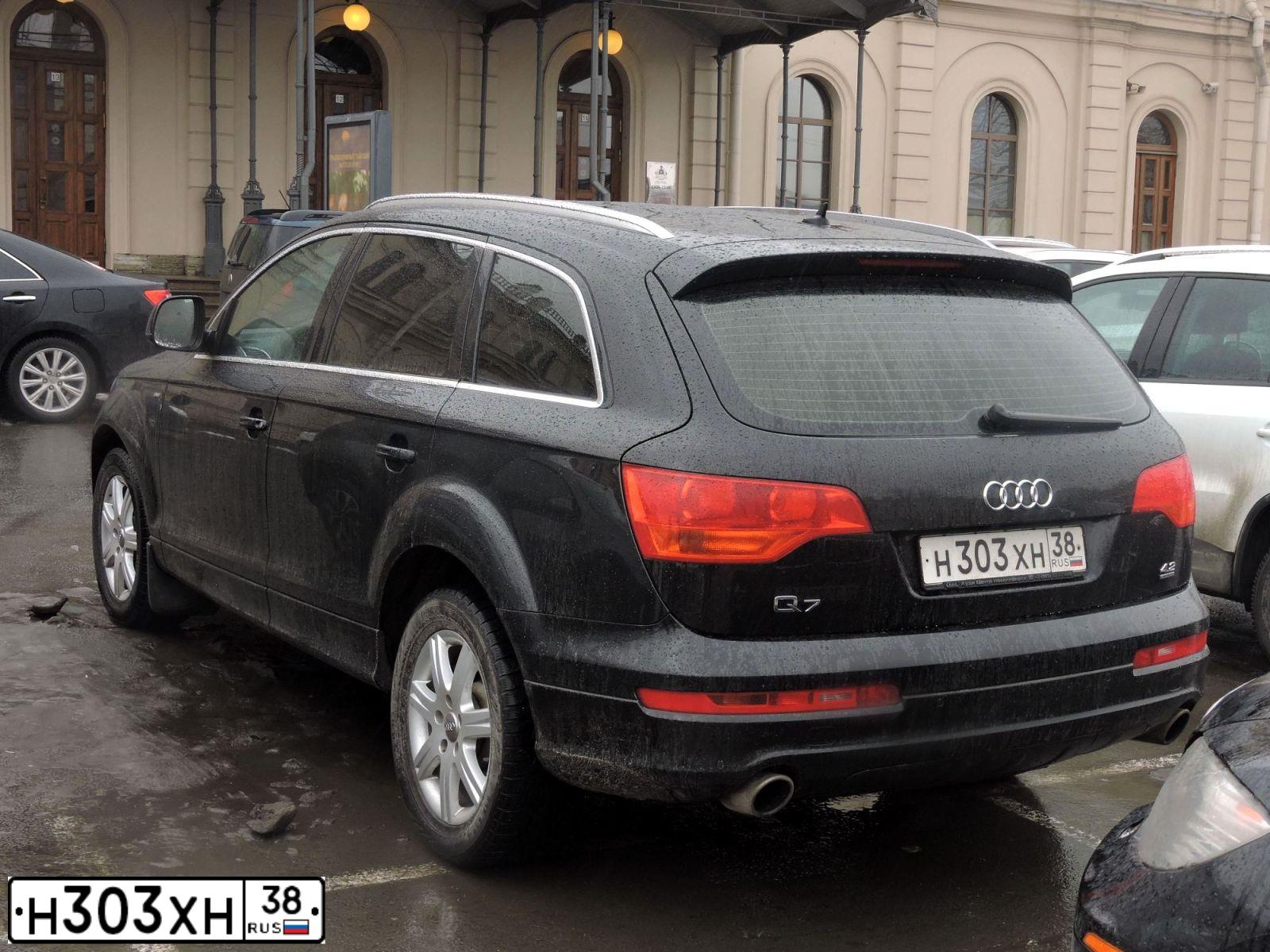 Фото автомобиля AUDI Q7, 2008 — госномер Е265ТН198. Цвет: ЧЕРНЫЙ