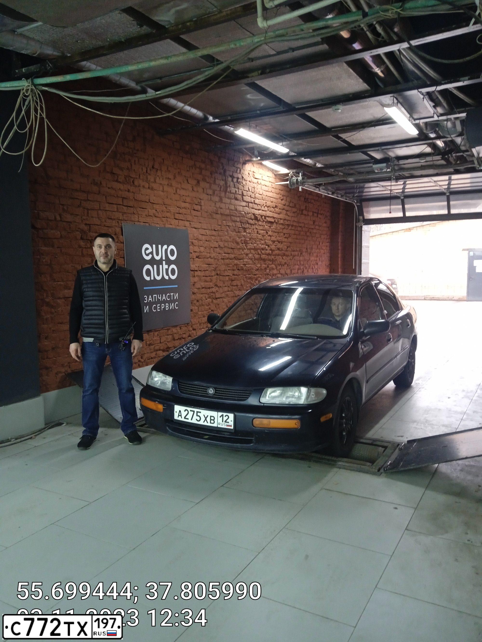 Фото автомобиля MAZDA PROTEGE, 1996 — госномер С772ТХ197. Цвет: синий