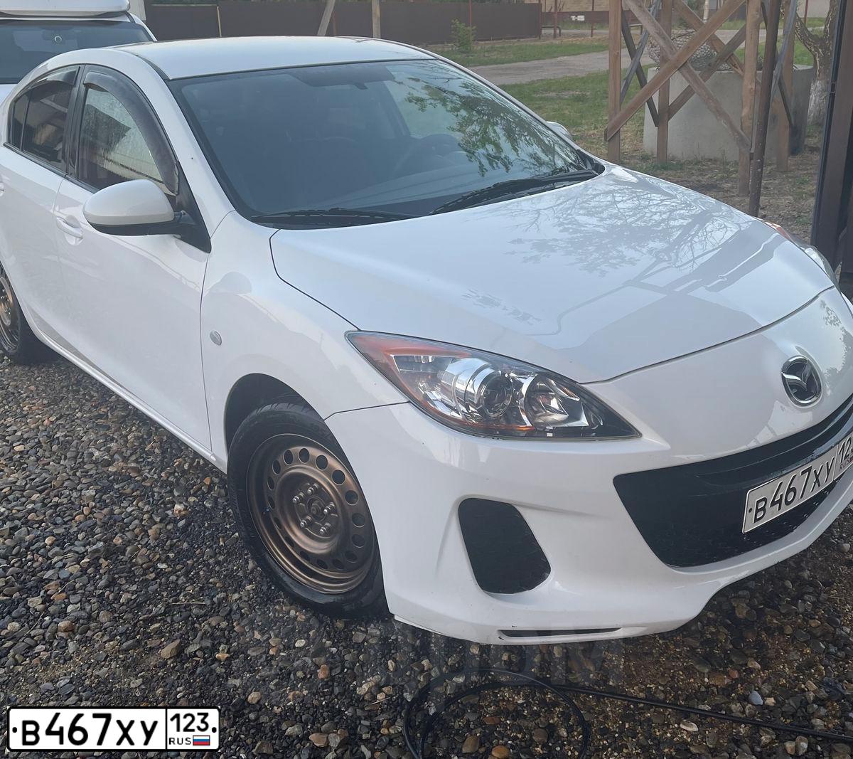 Фото автомобиля MAZDA 3, 2011 — госномер Т766НЕ193. Цвет: Белый