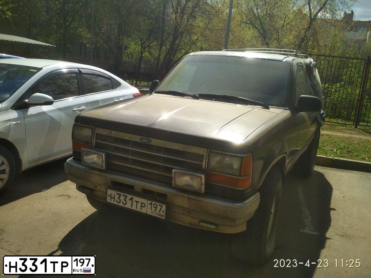 Фото автомобиля FORD EXPLORER, 1994 — госномер Н331ТР197. Цвет: ЧЕРНЫЙ