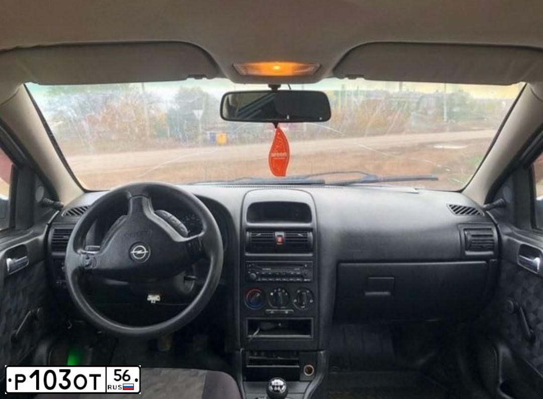 Фото автомобиля OPEL ASTRA, 1998 — госномер Р103ОТ56. Цвет: СЕРЕБРИСТЫЙ