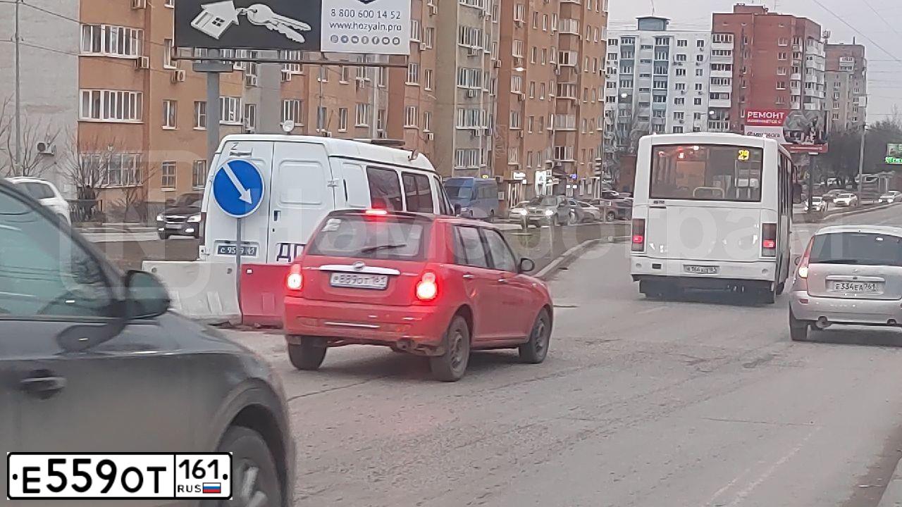 Фото автомобиля LADA 2190 GRANTA, 2012 — госномер М909СТ126. Цвет: Белый