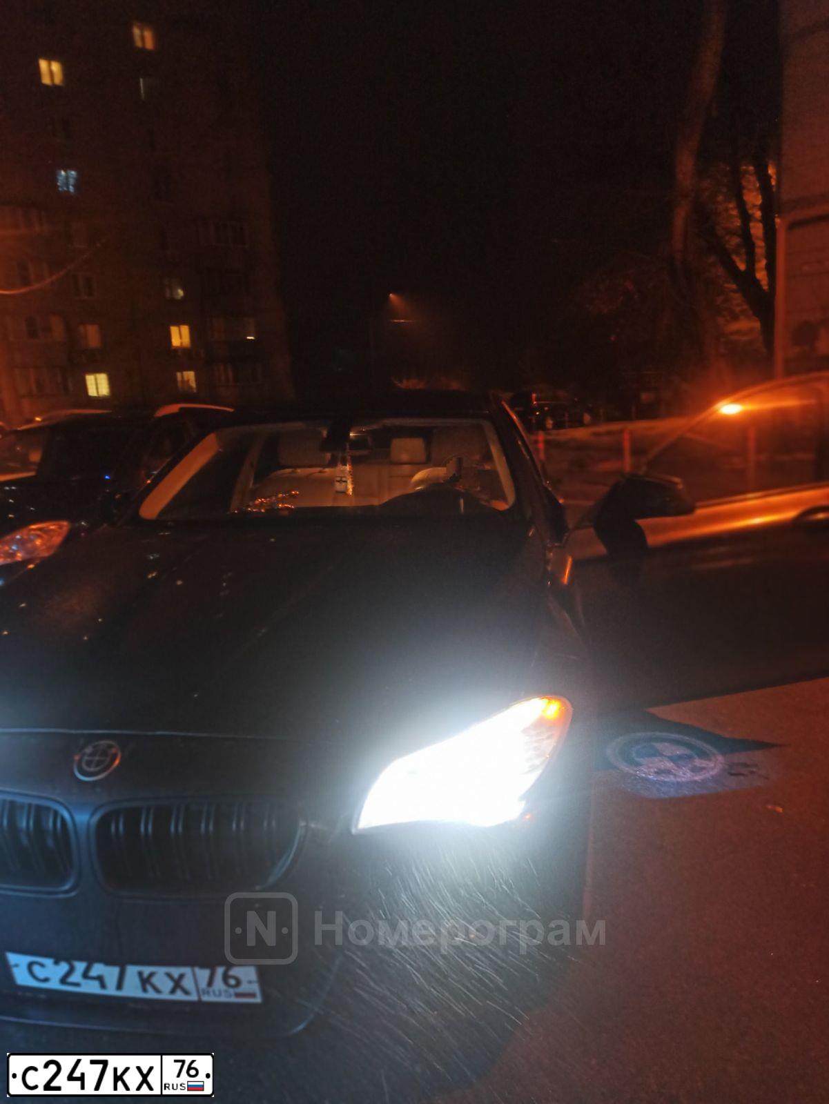 Фото автомобиля BMW SERIE 5, 2012 — госномер Х400КМ47. Цвет: ЧЕРНЫЙ