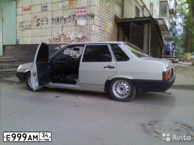 Фото автомобиля HONDA CIVIC, 2010 — госномер Е999АМ34. Цвет: ЧЕРНЫЙ
