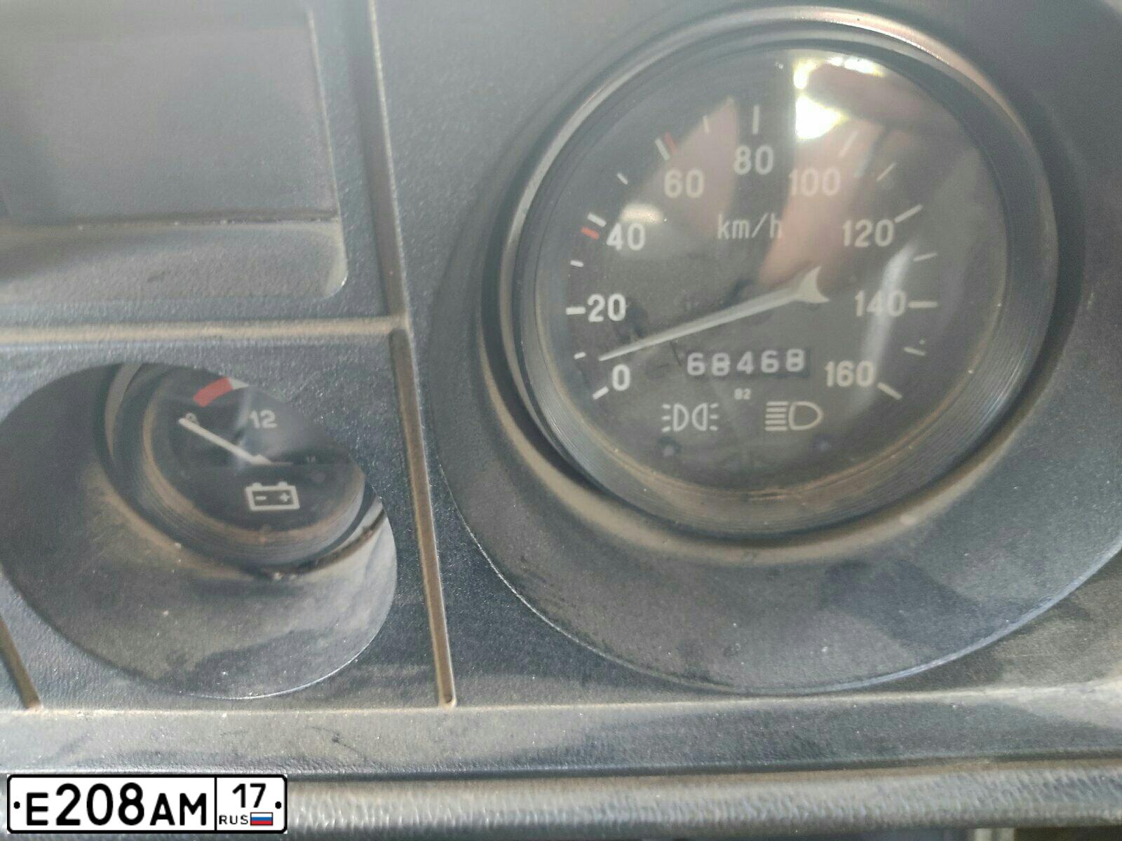 Фото автомобиля LADA 2105, 2006 — госномер К453РТ124. Цвет: ЯРКО-БЕЛЫЙ