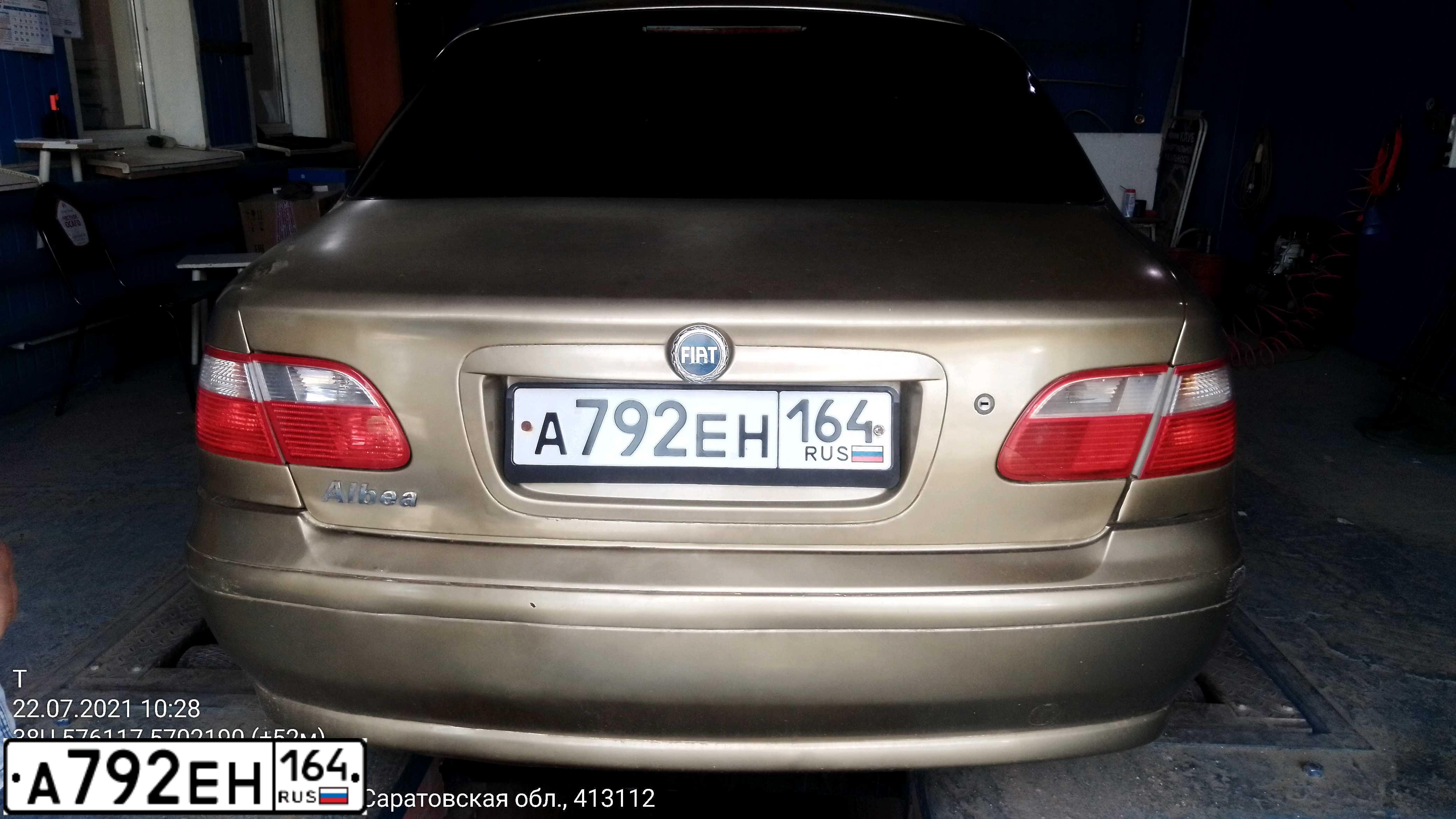 Фото автомобиля FIAT ALBEA, 2007 — госномер К647РА62. Цвет: ПЕСОЧНЫЙ