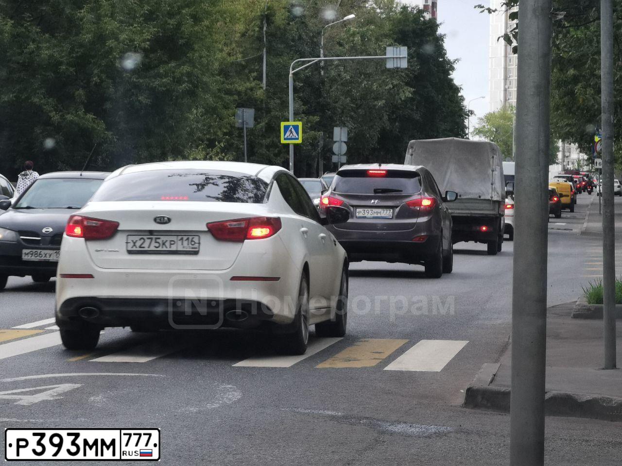 Фото автомобиля CHEVROLET CRUZE, 2011 — госномер У308РУ26. Цвет: ЧЕРНЫЙ МЕТАЛЛИК