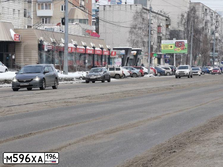 Фото автомобиля HYUNDAI SOLARIS, 2020 — госномер М596ХА196. Цвет: Белый