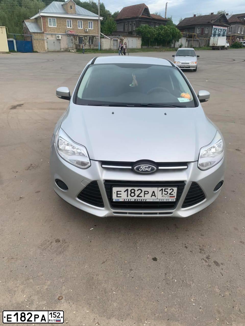 Фото автомобиля FORD FOCUS, 2011 — госномер М252ТХ164