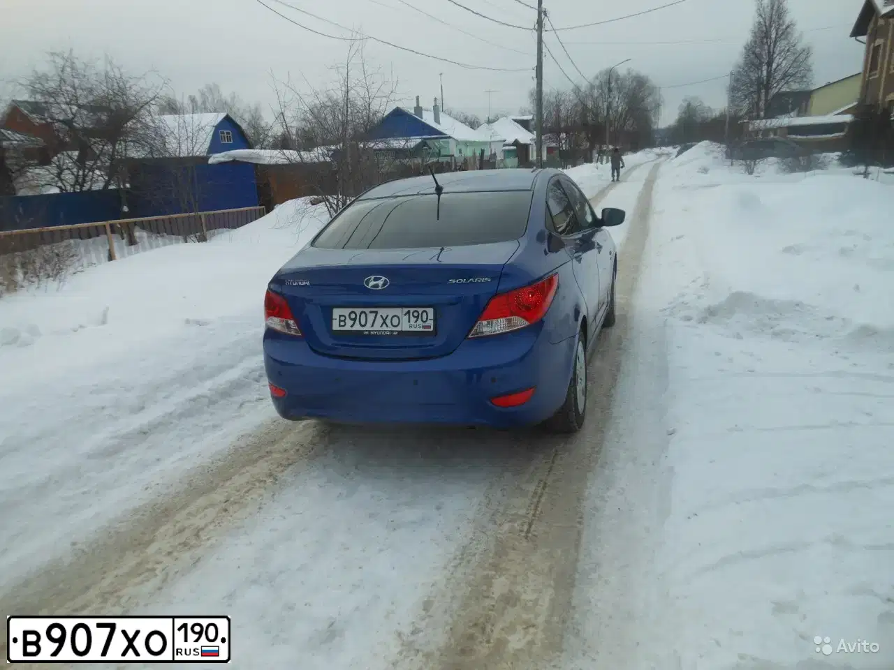 Фото автомобиля HYUNDAI SOLARIS, 2012 — госномер Р896ТС161. Цвет: СИНИЙ ТЕМНЫЙ