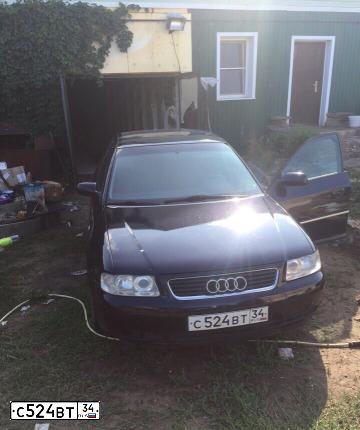 Фото автомобиля AUDI A3, 2000 — госномер Е556ВН134. Цвет: СИНИЙ