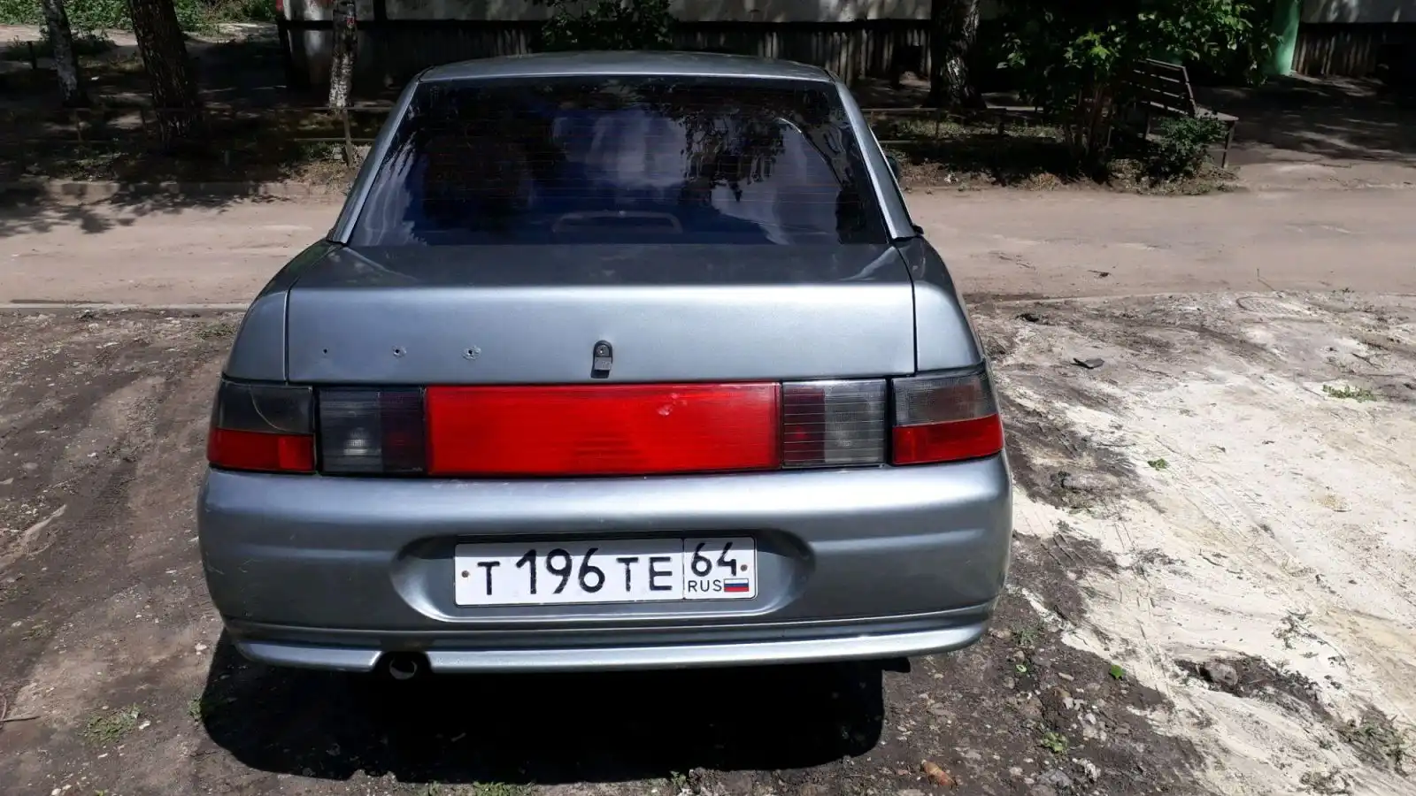 Фото автомобиля LADA 2110, 2007 — госномер А821ОВ136