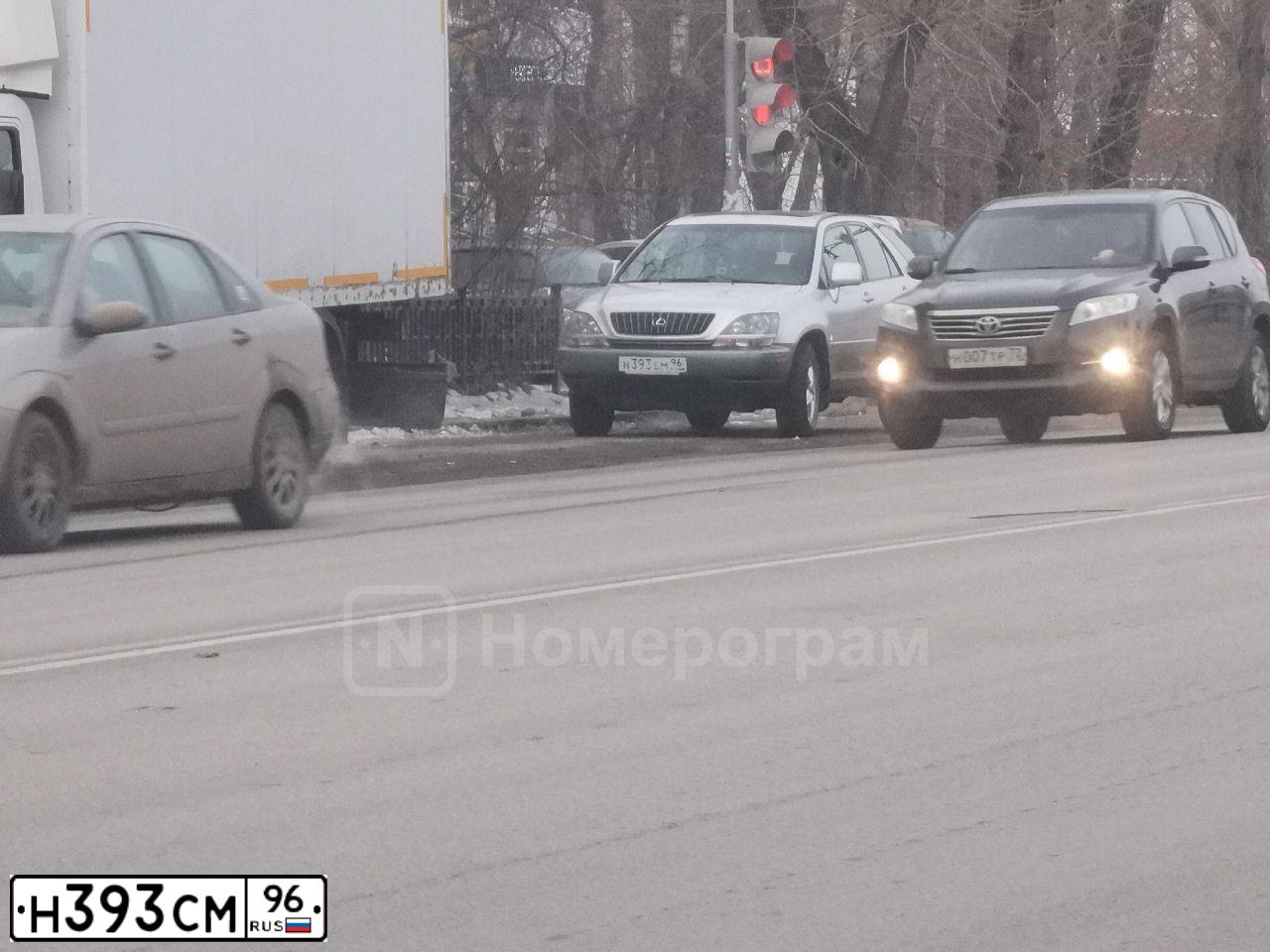 Фото автомобиля KIA SOUL, 2018 — госномер Н393СМ96. Цвет: Коричневый