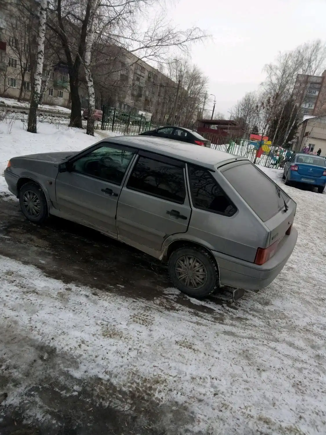 Фото автомобиля LADA 2114, 2009 — госномер У887ЕО181. Цвет: СРЕДНИЙ СЕРО-ЗЕЛЕНЫЙ МЕТ.
