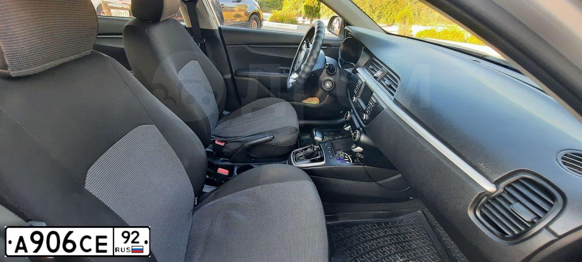 Фото автомобиля KIA RIO, 2018 — госномер Н360МР15