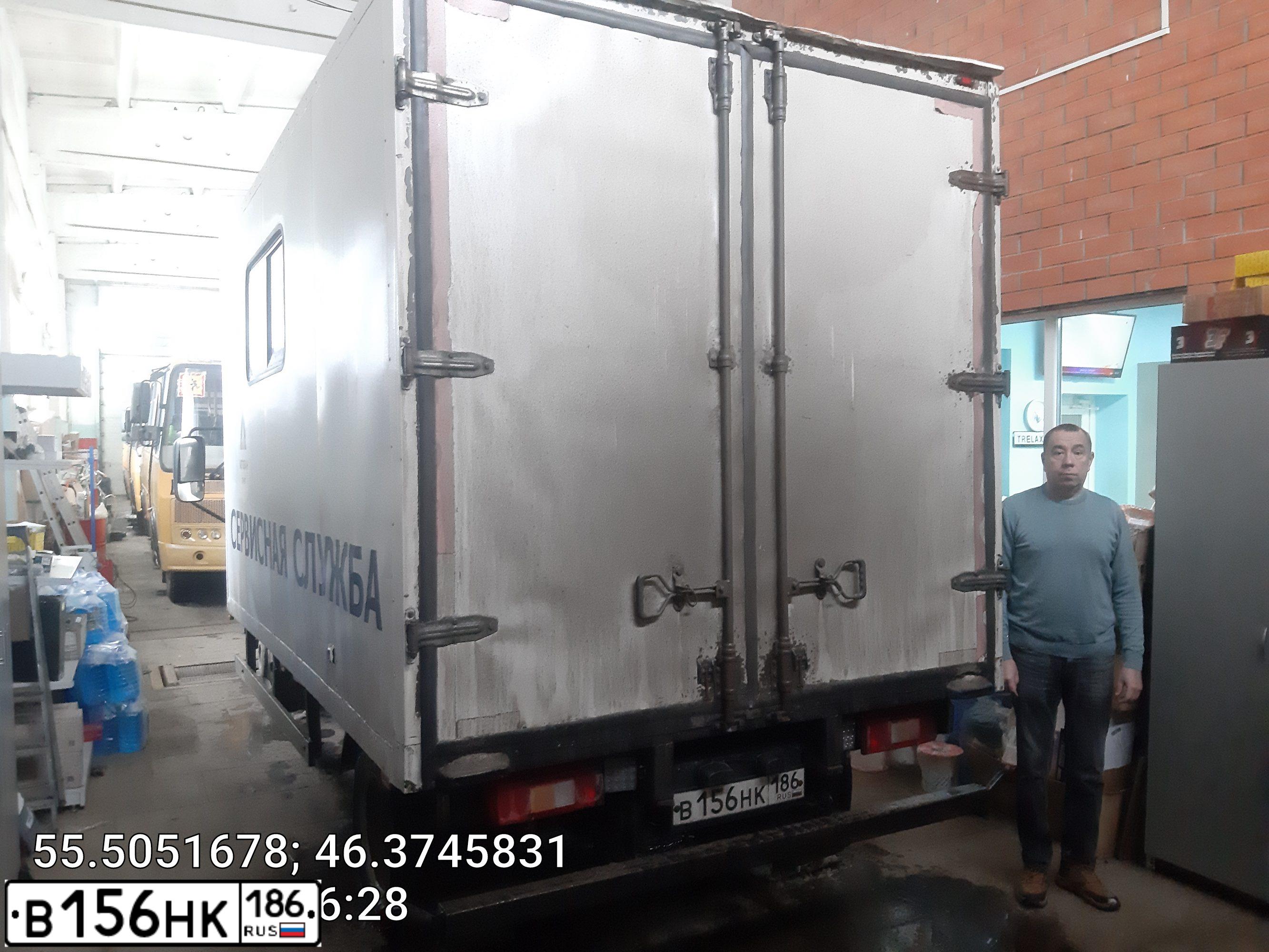 Фото автомобиля HINO 300-SERIE, 2016 — госномер В156НК186. Цвет: БЕЛЫЙ
