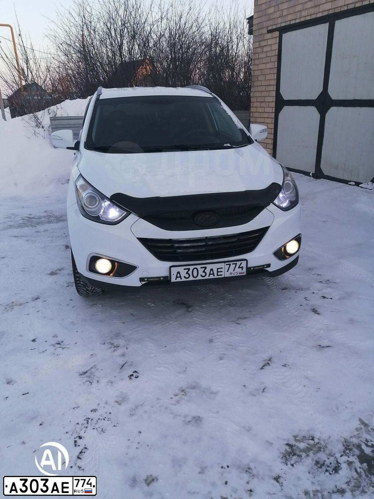 Фото автомобиля HYUNDAI IX35, 2010 — госномер К567АВ774. Цвет: Белый