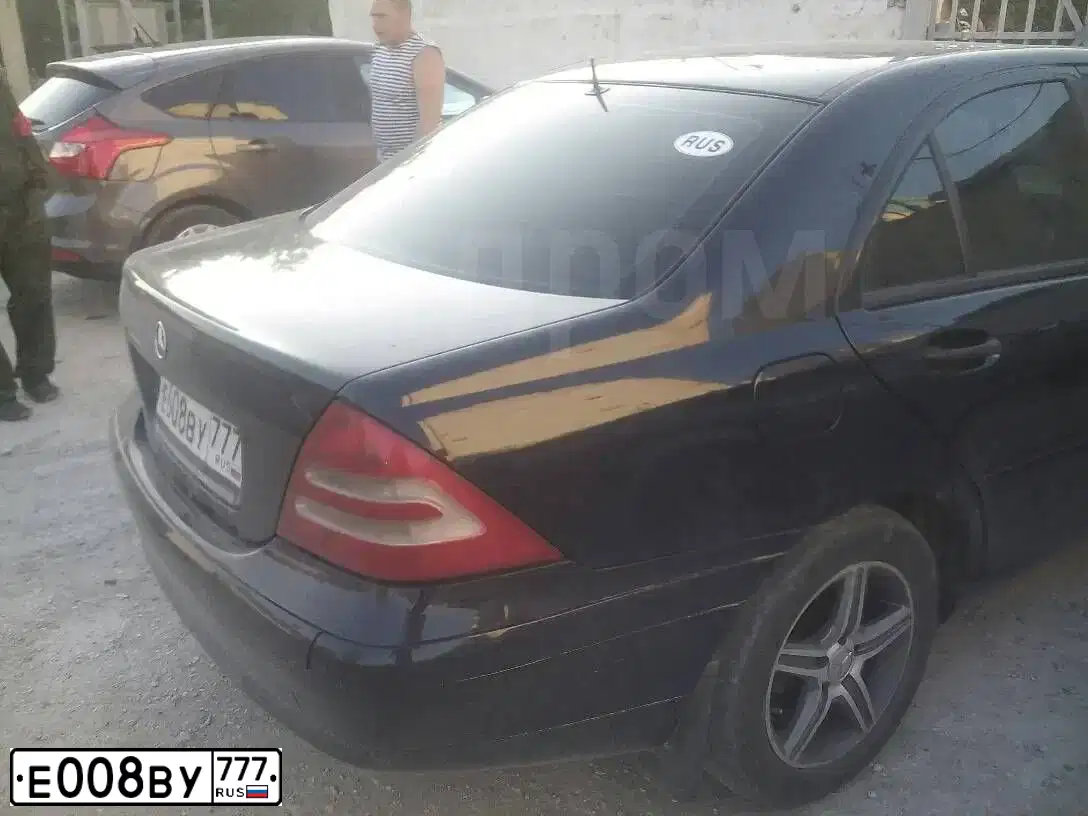 Фото автомобиля NISSAN QASHQAI, 2014 — госномер К275ВТ977. Цвет: Белый