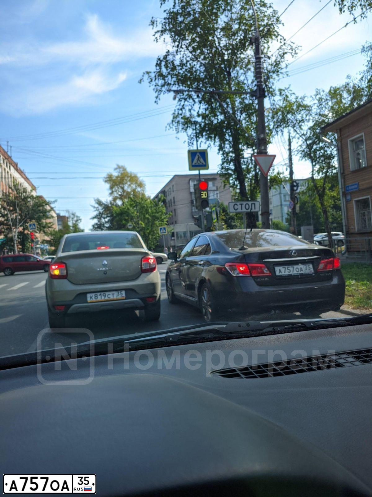 Фото автомобиля TOYOTA CAMRY, 2004 — госномер А757ОА35