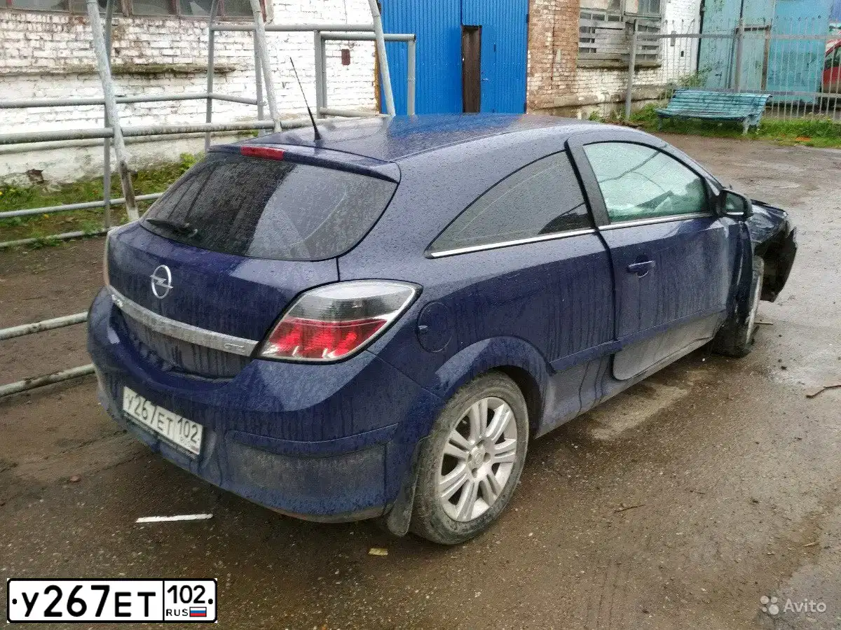Фото автомобиля OPEL ASTRA, 2007 — госномер М159РС18. Цвет: синий