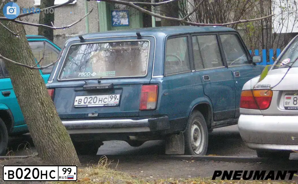 Фото автомобиля LADA 2104, 2000 — госномер В020НС99. Цвет: СИНЕ-ЗЕЛЕНЫЙ