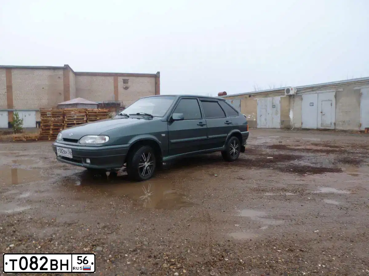 Фото автомобиля LADA 2114 SAMARA, 2011 — госномер Т082ВН56. Цвет: СЕРЕБРИСТО-СИНЕ-ЗЕЛЕНЫЙ
