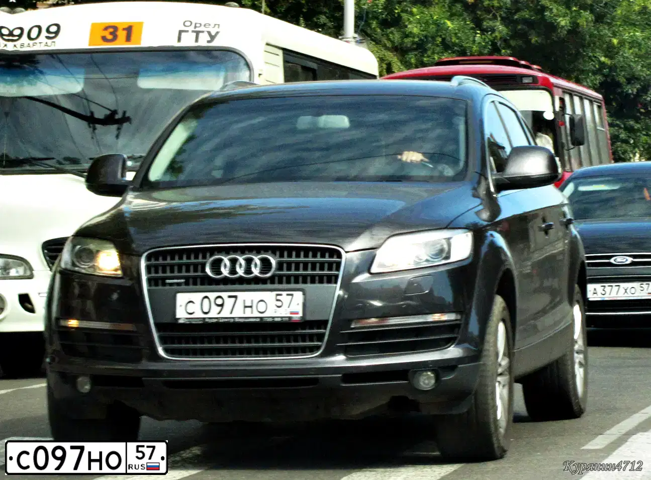 Фото автомобиля AUDI Q7, 2008 — госномер А568НВ138. Цвет: ЧЕРНО-СЕРЫЙ