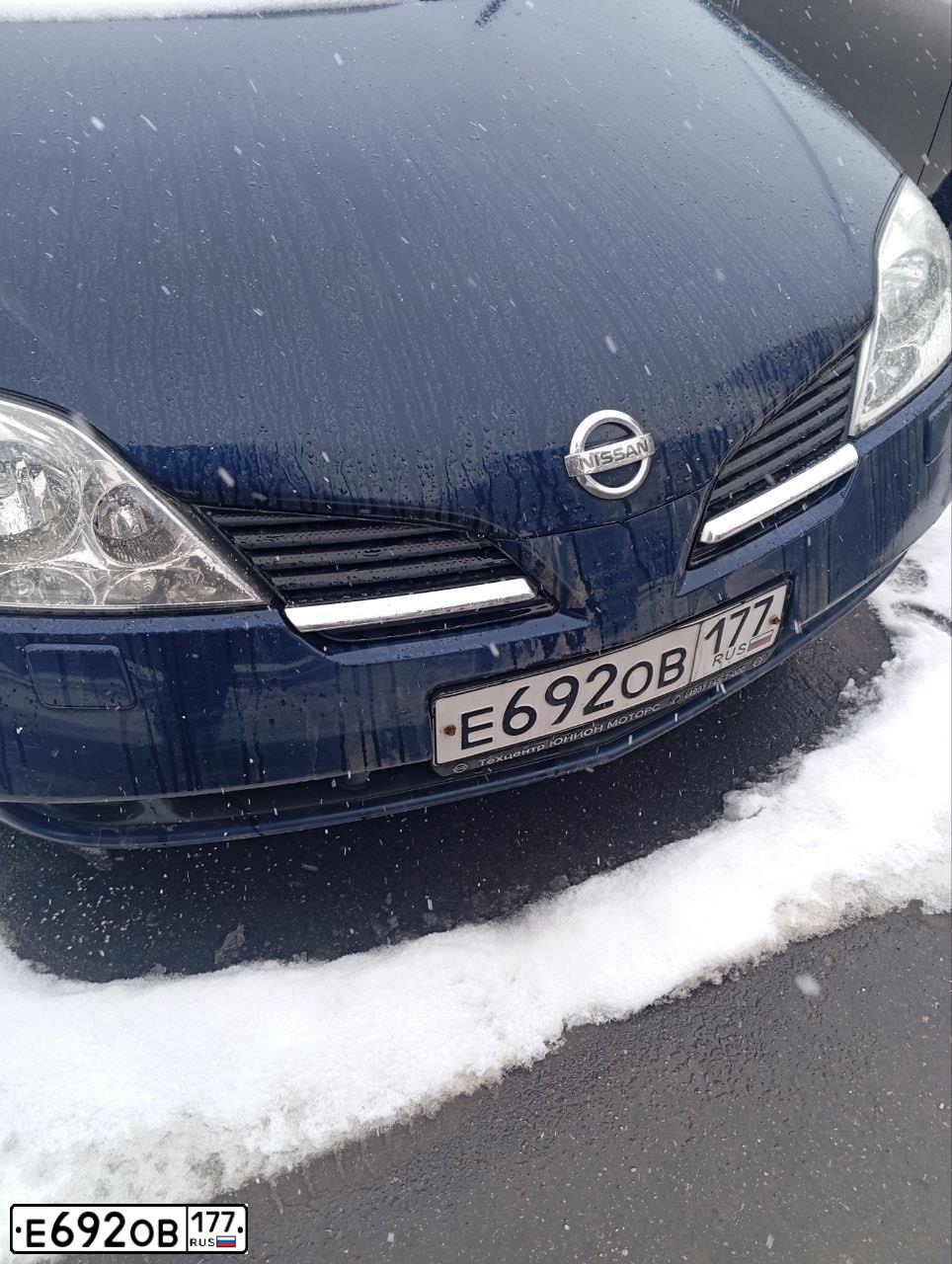 Фото автомобиля NISSAN PRIMERA, 2006 — госномер Е692ОВ177. Цвет: ТЕМНО-СИНИЙ
