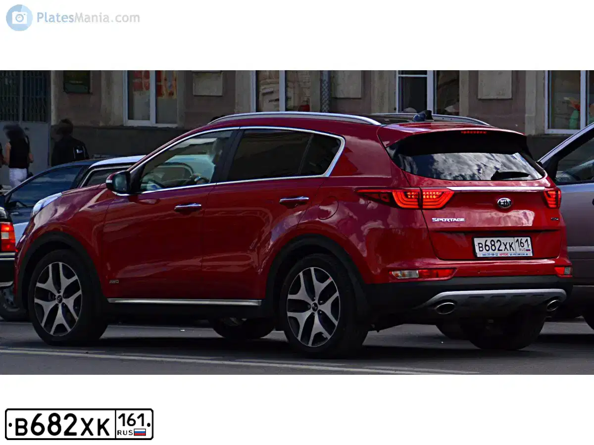 Фото автомобиля KIA SPORTAGE, 2017 — госномер А527УЕ92. Цвет: Красный
