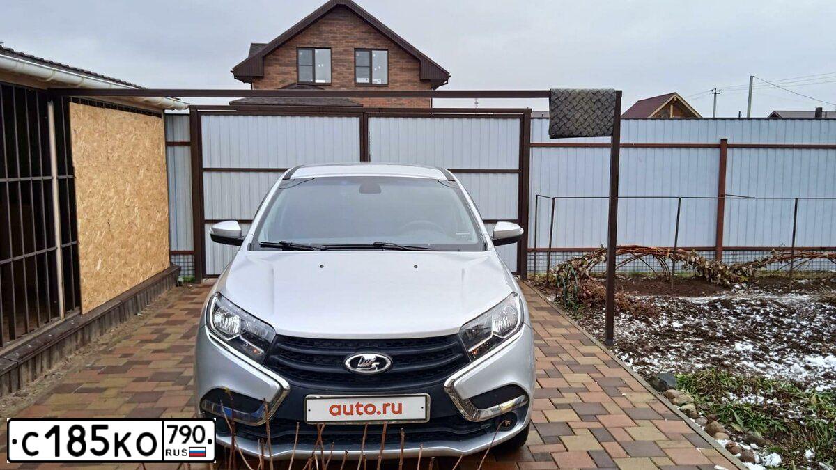 Фото автомобиля LADA XRAY, 2018 — госномер Р689КЕ799. Цвет: СЕРЕБРИСТЫЙ