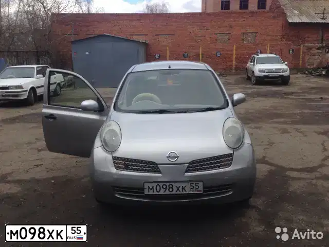 Фото автомобиля NISSAN MARCH, 2002 — госномер М098ХК55