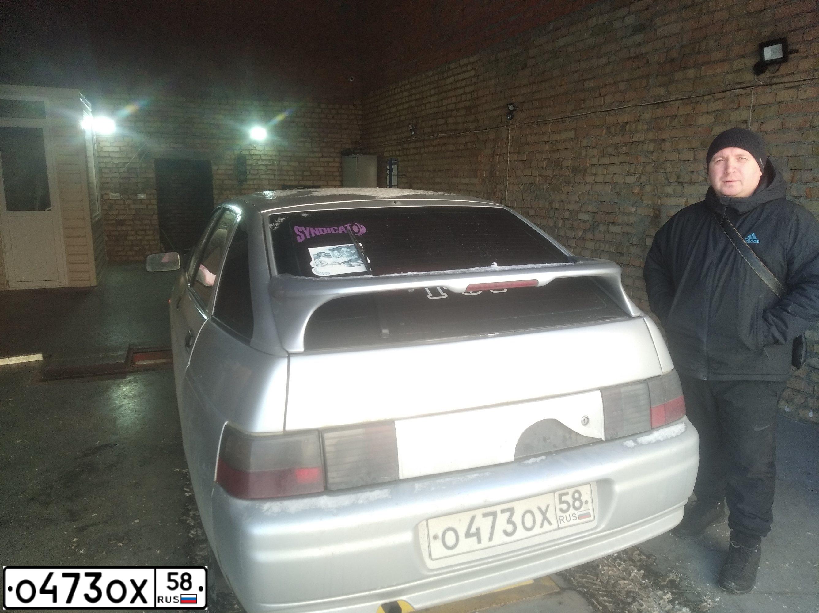 Фото автомобиля LADA 2112, 2003 — госномер О473ОХ58. Цвет: СВЕТЛО-СЕРЕБРИСТЫЙ МЕТАЛЛ